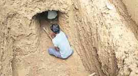 Odh community, digging graves, earth diggers, digging tunnels, labours, delhi Odh community, india news