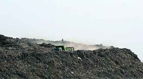 ghazipur landfill, ghazipur landfill fire, lnadfill fire, delhi landfill fire, delhi news