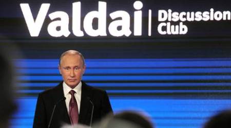 Russian President Vladimir Putin delivers a speech during a session of the Valdai International Discussion Club in Sochi, Russia, October 27, 2016. Sputnik/Kremlin/Mikhail Klimentyev via REUTERS ATTENTION EDITORS - THIS IMAGE WAS PROVIDED BY A THIRD PARTY. EDITORIAL USE ONLY.