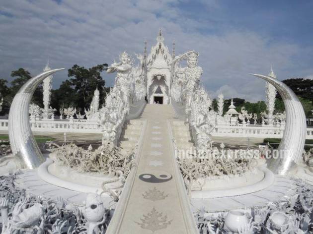 wat rong khun, thailand white temple, chiang rai temple, wat rong khun thailand, wat rong khun chiang rai, Chalermchai Kositpipat, indian express, indian express news