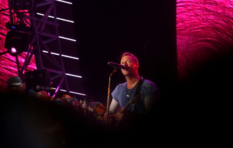 coldplay, coldplay mumbai, chris martin, coldplay concert, global citizen, mumbai concert, chris martin pictures, indian express, coldplay concert pictures