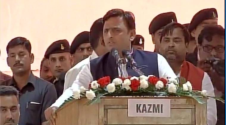 akhilesh yadav, samajwadi party, SP, shivpal yadav, uttar pradesh, up elections, uttar pradesh elections, lalu prasad yadav, mulayam singh yadav