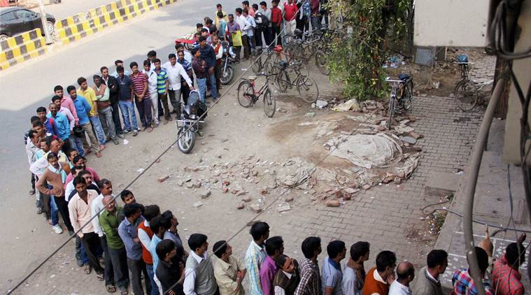 demonetisation, note ban, 500 note banned, note exchange, currency exchange, bank lines, atm queues, note changed, rural people demonetisation, demonetisation daily labourers, india news