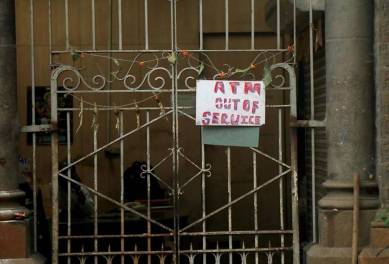 cash crunch, demonetisation, atms, 500 1000 rupee notes, rupees, currency, parliament house atms, news, latest news, India news, national news