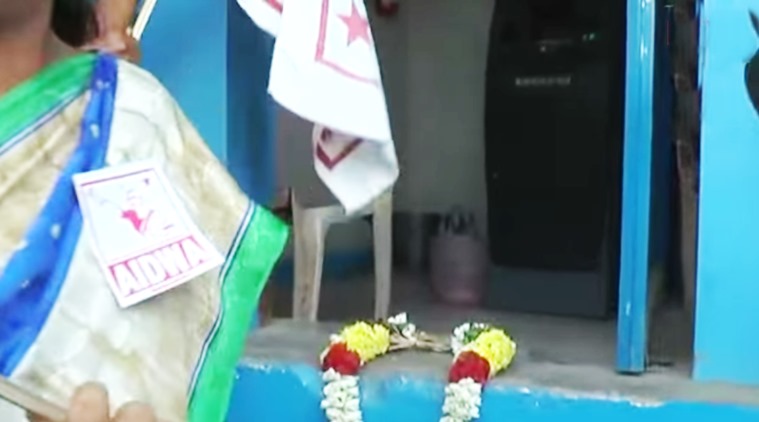 demonetisation, rs 2000, rs 500 rs 2000, narendra modi, narendra modi demonetisation, coimbatore women sing funeral songs for cashless atms, demonetisation explained, kerala atm stops working, kerala atm dies wreath, kerala atm dies wreath condolences, atm stops working, atms in india, atms in delhi, atms in kerala, indian express, indian express news, bizarre, trending