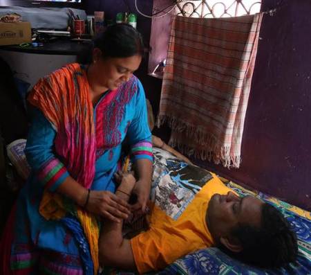 Satyanarayan Chowdhury victim of 26-11 at his home in vile parle
Express Photo by Amit Chakravarty 14-11-16, Mumbai