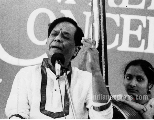 balamuralikrishna, balamuralikrishna dies, balamuralikrishna death, balamuralikrishna passes way, Mangalampalli Balamuralikrishna, Mangalampalli Balamuralikrishna dies, Mangalampalli Balamuralikrishna passes away, Balamuralikrishna death, Balamuralikrishna mile sur mera tumhara, mile sur mera tumhara singer, Balamuralikrishna passes, Balamuralikrishna dies, Balamuralikrishna carnatic music, Balamuralikrishna musician, legendary musician, carnatic music, carnatic musician, indian express, indian express news