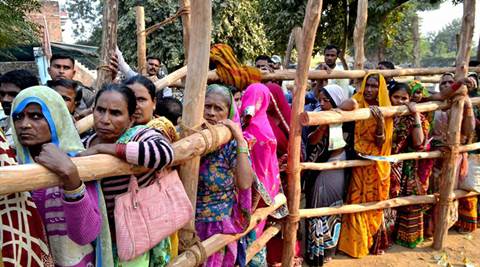 Gujarat: Elderly man dies of heart attack outside bank in Botad | India ...