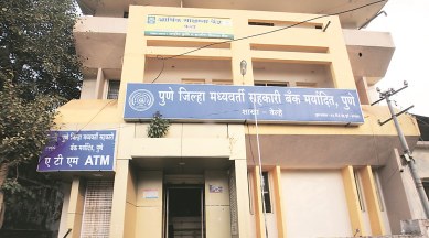 demonetisation, rs 500 ban, rs 1000 ban, long queue, no atm, no cash, cash crunch, pune atm, pune, pune news, indian express news