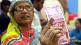 demonetisation, indelible ink mark, bank ink mark, narendra modi, dhobi ink, money exchnage, money exchange mark, black money, money deposit, shaktikanta das, demonetisation policy, currency demonetised, currency notes, currency banned, rs 500 note, rs 1000 note, india news, indian express