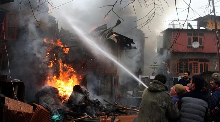 fire, srinagar, srinagar fire, fire, jammu fire, kashmir fire, J&K fire, Buchwara Dalgate, Buchwara Dalgate fire, Srinagar Buchwara Dalgate, india news