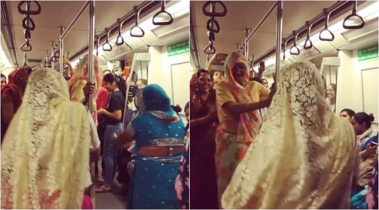 Saree-clad women dance on Delhi metro/ Facebook: Ritika Dahiya