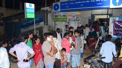 Demonetisation: Long queue outside ATMs, line for bank withdrawal