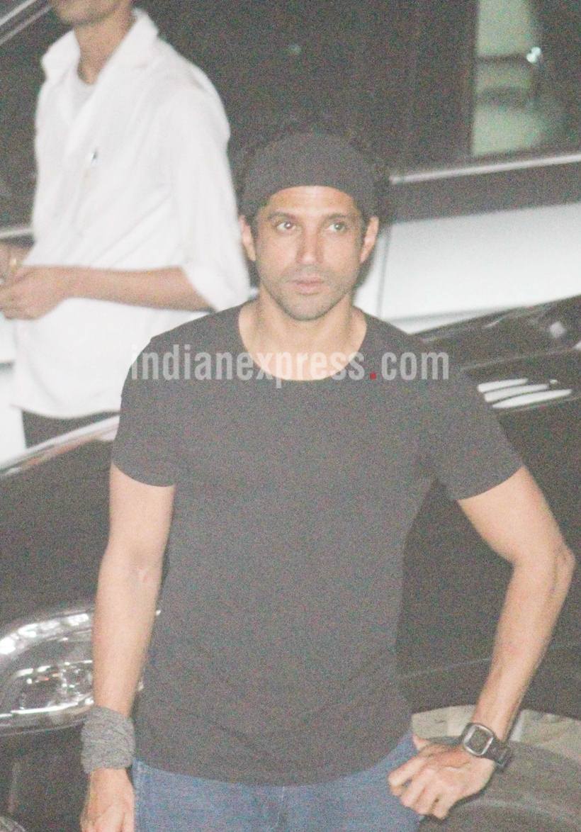 Chris Martin, Chris Martin coldplay, coldplay concert, Chris Martin bollywood, bollywood Chris Martin, farhan akhtar, farhan akhtar images, farhan akhtar pics, Arjun Rampal, Zoya Akhtar, kiran rao, entertainment photos, indian express, indian express news