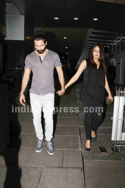 Can you not look this hot': Mira Rajput can't stop gushing over Shahid  Kapoor's good looks in latest PICS