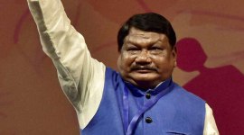 Egg attack, oram Egg attack, odisha Egg attack, rajnath singh, jual oram, BJD, indian express news, india news