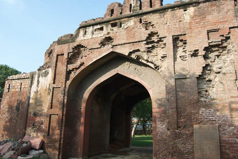Delhi, New Delhi, Old delhi, Delhi history, history of Delhi, revolt of 1857, 1857 revolt, 1857 rebellion, Delhi in 1857, British in India, British empire, British empire in India, East India Company, Delhi Heritage Walks, Bahadur Shah Zafar, Indian mutiny, walks in Delhi, Indian Express
