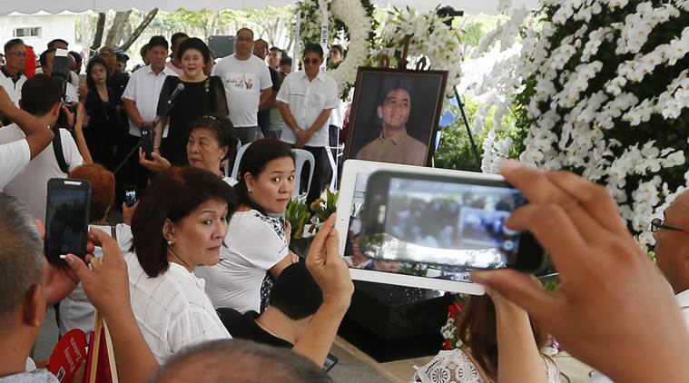 Philippine dictator Ferdinand Marcos family hold vigil at tomb amid ...