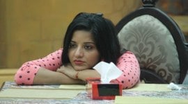 mona lisa, mona bigg boss 10, mona evicted, mona lisa evicted, mona lisa eliminated, mona lisa bigg boss eviction, mona vikrant, mona lisa wedding, mona lisa wedding fake, mona lisa vikrant, mona manu, television news, indian express news, indian express