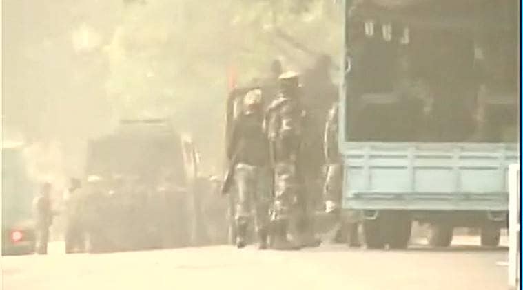 Jammu attack, nagrota attack, Nagrota, Jammu and kashmir, terrorists, terrorists killed, nagrota terrorists, Nagrota gunbattle, bombs, bombs diffused, india-pakistan, indo-pak, kashmir news, india ews, indian express news