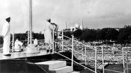 jawaharlal nehru, nehru policies, nehru and modi, nehru pm address, nehru red fort address, narendra modi, nehru birthday, nehruvian policies, india news