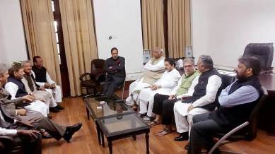 demonetisation, protest demonetisation, opposition protest, opposition party protest, rahul gandhi, narendra modi, cashless economy