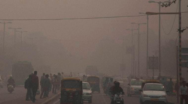 delhi pollution, delhi pollution news, smog, smog in delhi, arvind kejriwal, manish sisodia, delhi government, delhi pollution measures, delhi pollution index, delhi pollution data, delhi pollution health, air pollution, air pollution in india, india news, indian express,