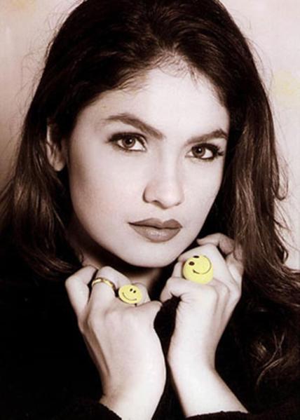 Pooja Bhatt Photos 50 Rare Hd Photos Of Pooja Bhatt Entertainment News The Indian Express