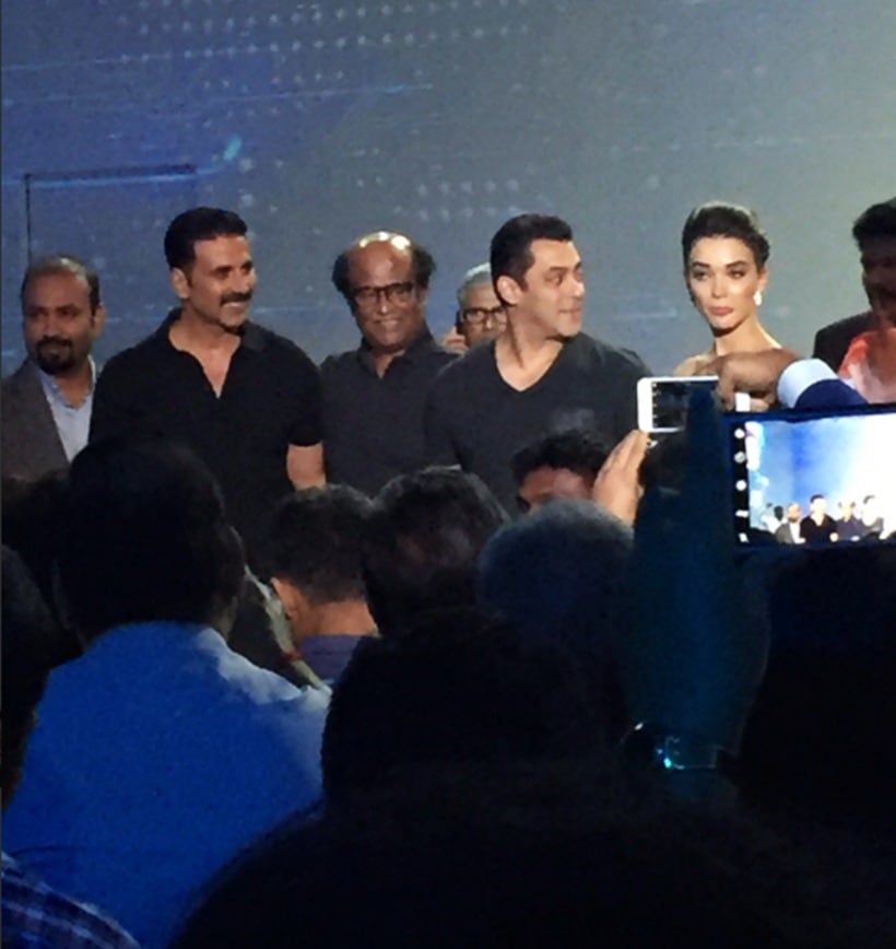 2.0 first look, 2.0 live, 2.0 live watch, rajinikanth, rajinikanth robo 2, robot 2 first look, 2.0 live launch, robot rajinikanth first look, akshay kumar rajinikanth, 2.0 launch live, rajinikanth speech, rajinikanth live, shankar 2.0, kamal hassan, shah rukh khan, tollywood news, entertainment news