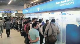 Vadodara, Vadodara ATM, cash outside ATM, india news