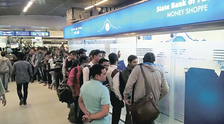 Delhi metro, Delhi cash, Delhi cash crumnch, Delhi metro, Delhi metro atms, delhi metro working atm, metro working atm, delhi news