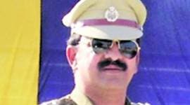 Bhupinder Negi, police officer Virbhadra singh, private secretary Subhash Ahluwalia , investigation, shunted, border area, transfer, india news, indian express