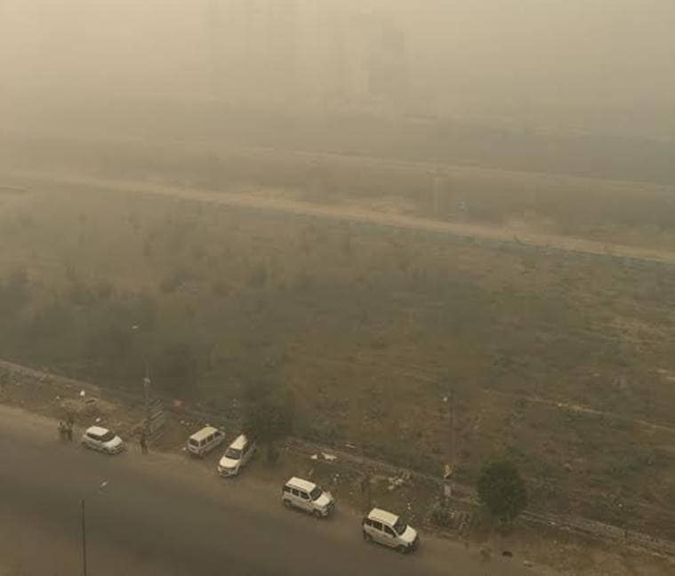Smog leading to low visibility in Delhi-NCR. Express photo