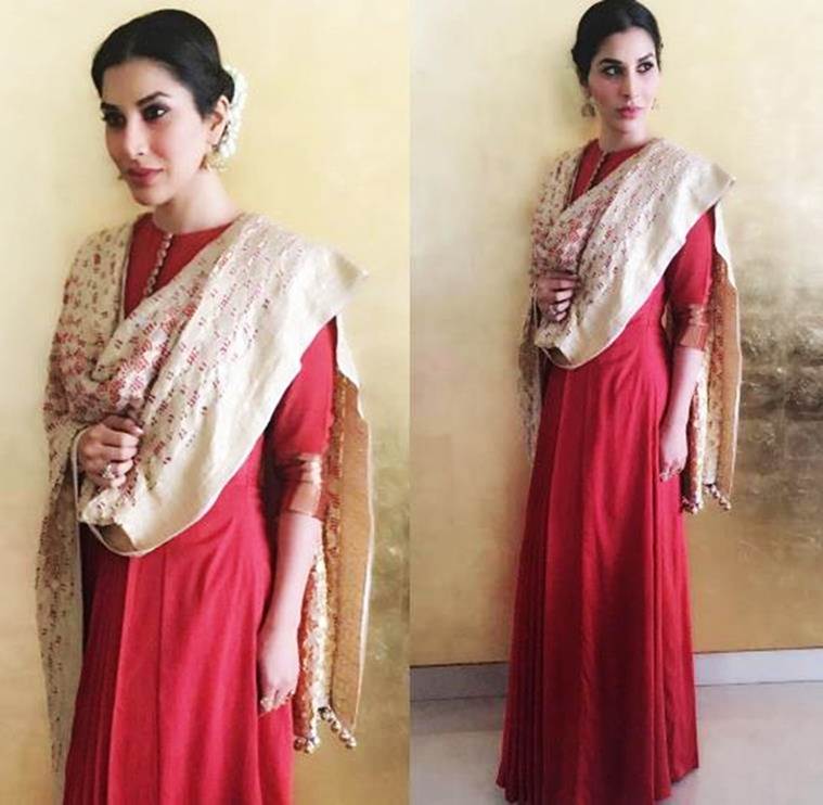 Sophie Choudry in Manish Malhotra. (Source: Instagram/Sophie Choudry)