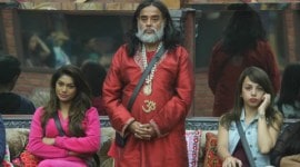 bigg boss, bigg boss 10, bigg boss preview, bigg boss lopa bani, bigg boss swami om manu mona, bigg boss nov 14, bigg boss november 14, bigg boss episode, bigg boss fights, bigg boss 10 controversies, bigg boss news, television news, indian express, indian express news