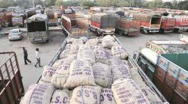 maharashtra transporters strike, maharashtra truckers strike, maharashtra strike, All India Motor Transport Congress, maharashtra government