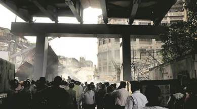 kolkata, kolkata flyover collapse, vivekananda flyover collapse, vivekananda flyover collapse arrests, kolkata flyover collapse case, chargesheet submitted, kolkata police, construction company case, indian express news, india news, kolkata news