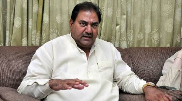 Chautala seeks financial aid for rain-hit farmers