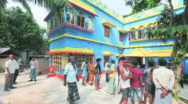 Bengal, child trafficking, child trafficking racket, children missing, child traffickers arrested, Tapan Kumar Biswas, Bora, North 24 paraganas, two doctors held, doctors arrested, Dr nityananda biswas, Dr Dilip ghosh, india news, indian express news