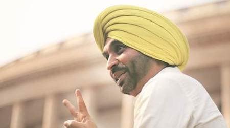 Bhagwant Mann, shoe hurled at Bhagwant Mann, Pappa Sarpanch on Bhagwant Mann, AAP, indian express news
