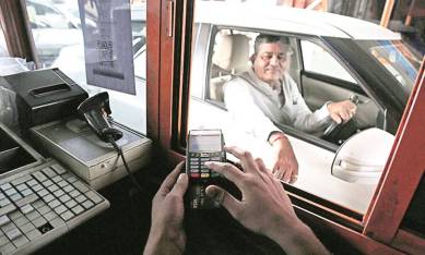 demonetisation, demonetisation crisis, demonetisation policy, demonetisation fallout, chandigarh, chandigarh demonetisation, demonetisation effects, card swiping machine, card swipe chandigarh, india news, chandigarh news