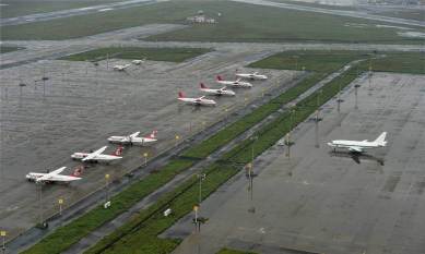 Cyclone Vardah, chennai cyclone, chennai cyclone reports, AAI, AAI review Chennai airport, chennai airport, chennai cyclone damages, NOTAM, indian express news