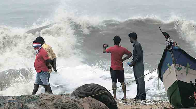 cyclone, cyclone vardah, chennai, chennai cyclone, andhra pradesh, chennai cyclone vardah, cyclone vardah chennai, chennai rains, chennai cyclone update, andhra pradesh cyclone, cyclone vardah updates, cyclone vardah picture, cyclone vardah videos, india news, indian express