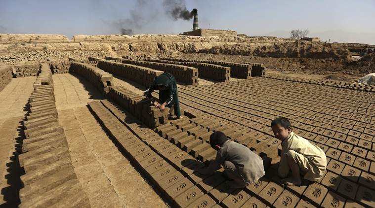 Mired in poverty, Afghans bring their children to work