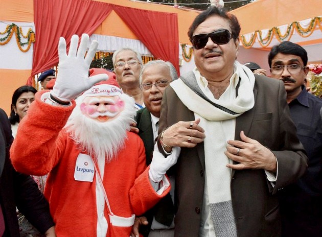 Christmas, Christmas 2016, merry christmas, x mas, x mas 2016, Merry Christmas 2016, Christmas celebrations, Christmas celebrations photos, Christmas photos, Christmas vatican, Christmas pictures, India Christmas, Pakistan Christmas, Iraq Christmas, china Christmas, indian express,