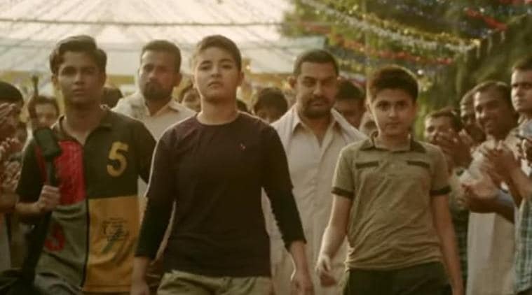 Dangal movie review: Aamir Khan, his Phogat girls show how blood, sweat ...