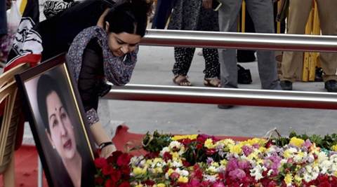 Deepa Jayakumar, Jayalalithaa niece, Tamil Nadu crisis, Deepa Jayakumar Panneerselvam, O Panneerselvam, Tamil Nadu news, india news, latest news, indian express