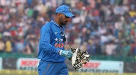 mahendra singh dhoni resigns, ms dhoni, ms dhoni resigns, dhoni resigns, dhoni quits captaincy, dhoni news, ms dhoni news, odi,
