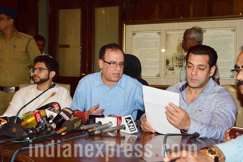Salman Khan, Salman Khan news, Salman Khan bmc, bmc Salman Khan, Salman Khan pics, Salman Khan images, Salman Khan photos, Salman Khan Aditya Thackeray, Aditya Thackeray salman khan, alvira khan, salman alivira, entertainment photos, indian express, indian express news