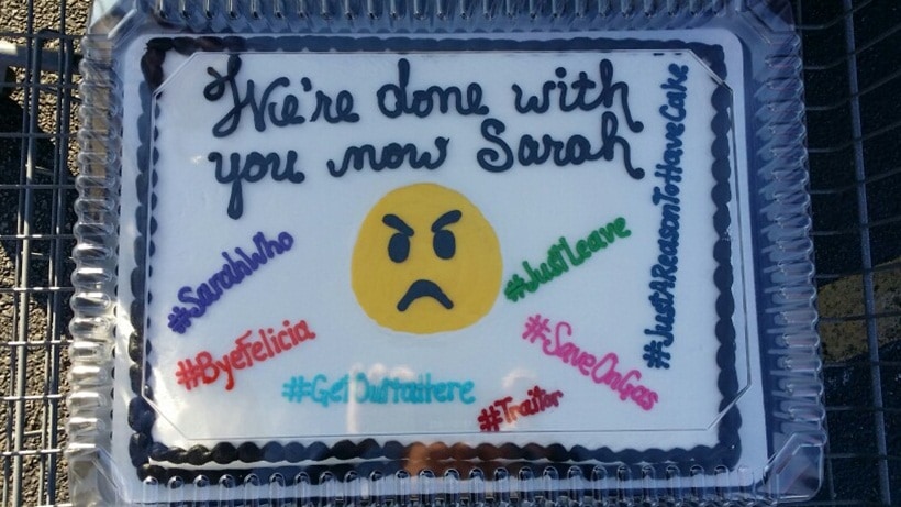 10 hilarious farewell cakes that would turn sad goodbyes happy! | Lifestyle  Gallery News - The Indian Express